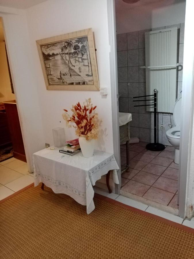 Au Calme Panzió Verneuil d'Avre et d'Iton Kültér fotó